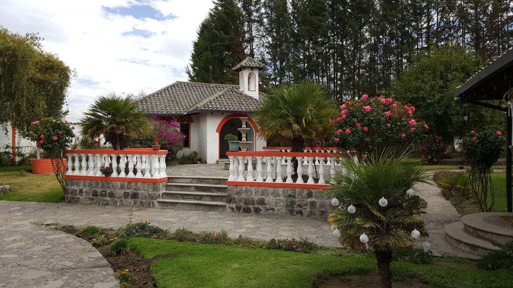 Hosteria San Carlos Tababela Exterior foto