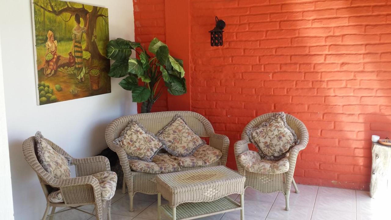 Hosteria San Carlos Tababela Exterior foto