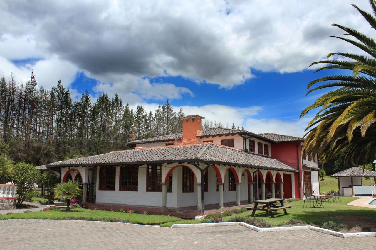 Hosteria San Carlos Tababela Exterior foto