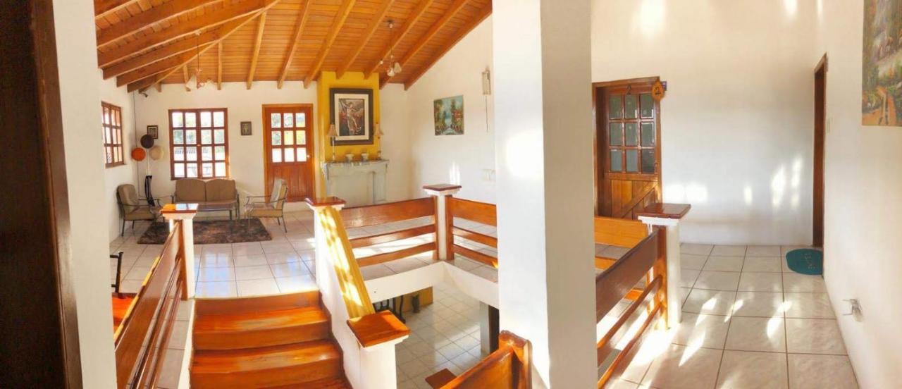 Hosteria San Carlos Tababela Exterior foto