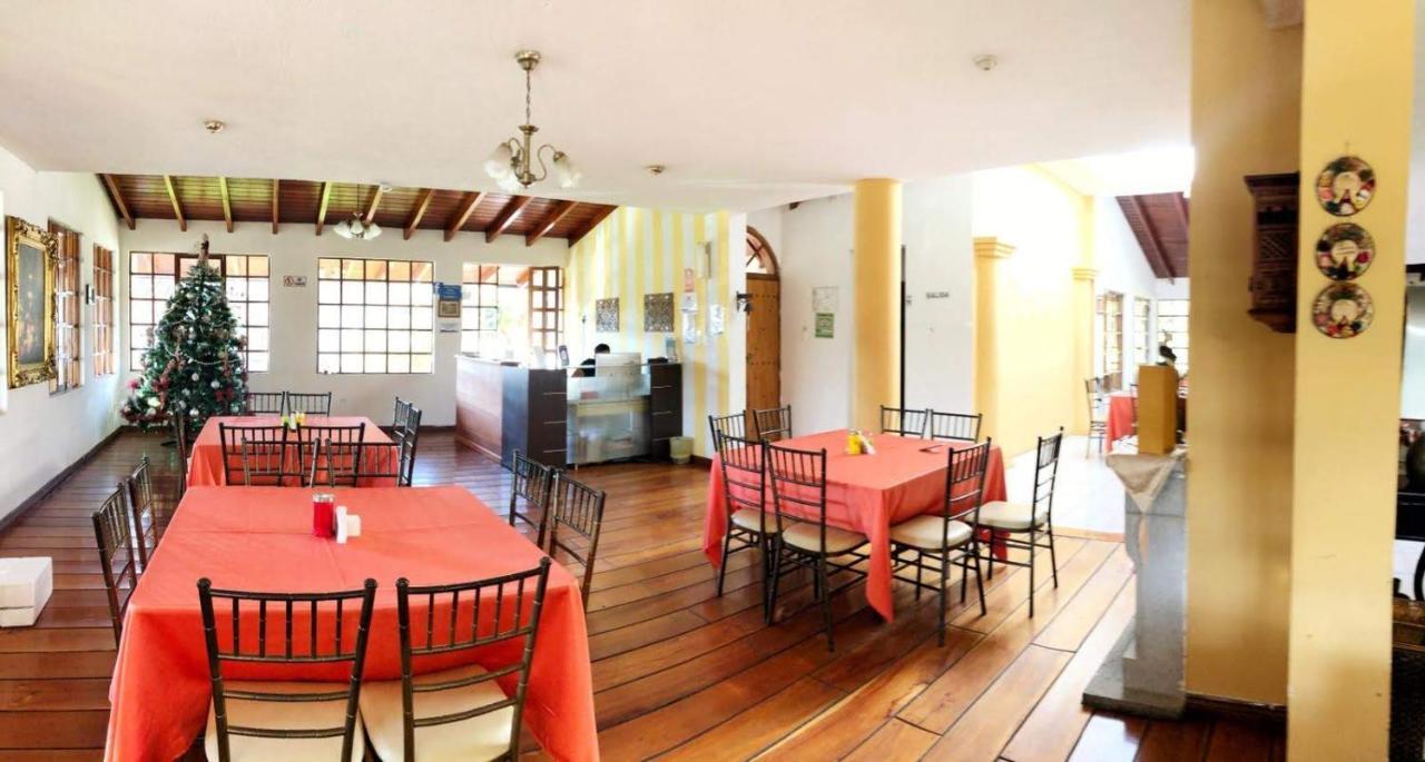 Hosteria San Carlos Tababela Exterior foto